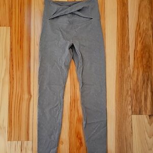 Zyia Concrete Crossover Leggings